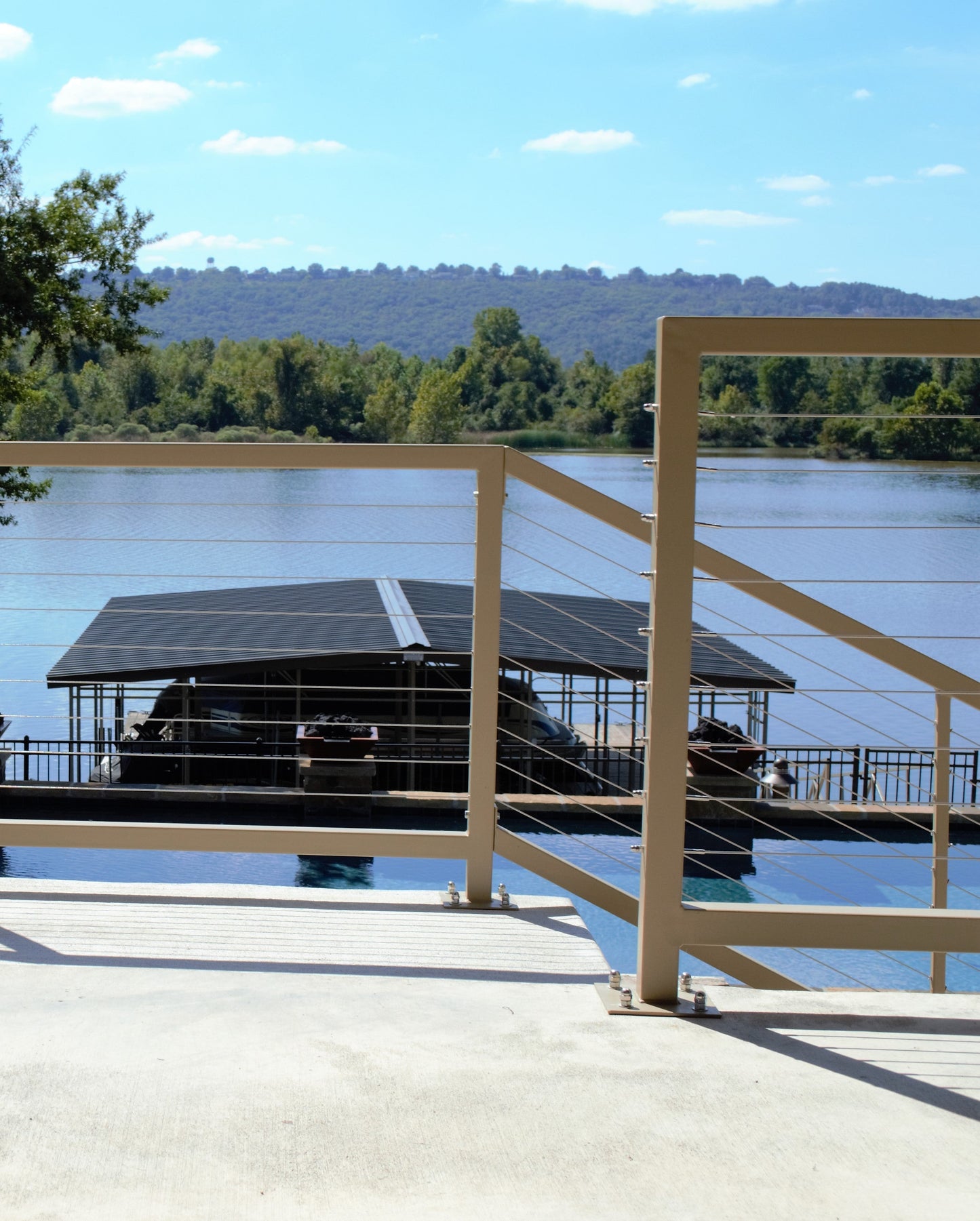 Swage Threaded Terminal - PanoRAIL®